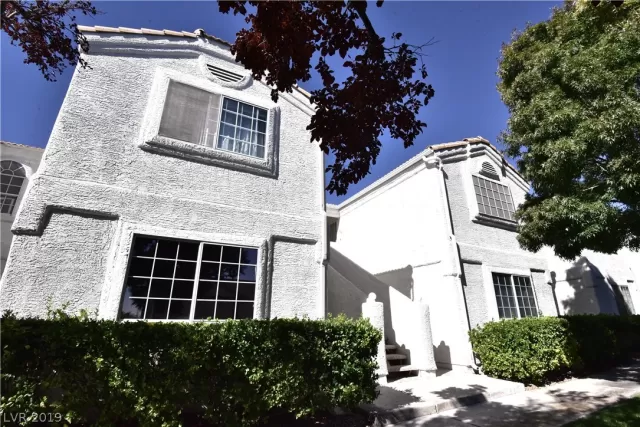 MLS: 2145627 Condo For Sale