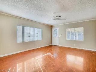 Photo #1: 2145628 Listing