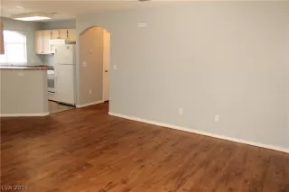 Photo #4: 2145645 Listing 