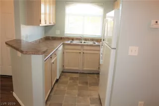 Photo #5: 2145645 Listing 