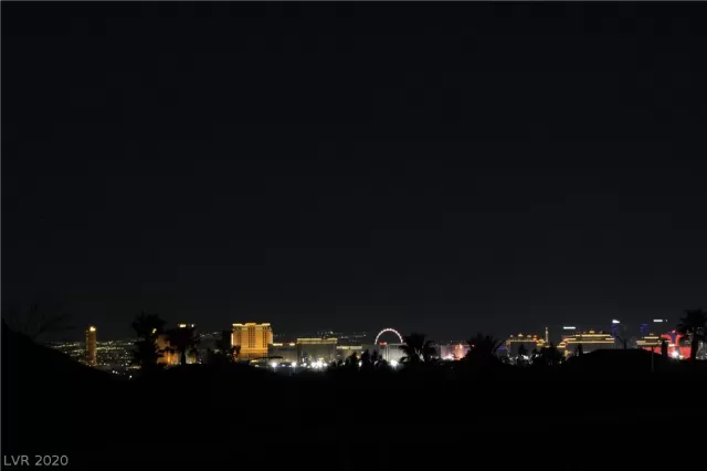 MLS: 2145736 Condo For Sale