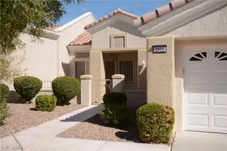 Photo #2: 2145736 Listing