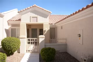 Photo #3: 2145736 Listing