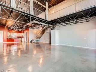 Photo #4: 2145747 Listing 