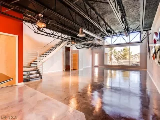 Photo #6: 2145747 Listing 