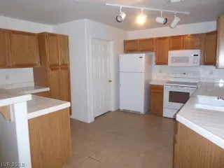 Photo #1: 2145761 Listing 