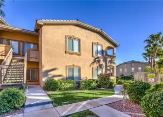 Photo #1: 2145770 Listing