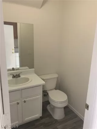 Photo #5: 2145802 Listing 