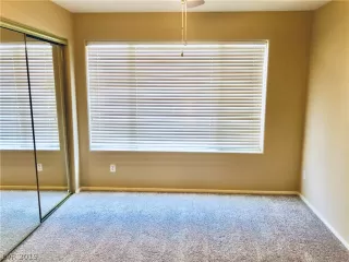 Photo #6: 2145805 Listing