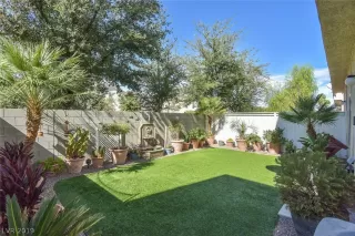Photo #1: 2145877 Listing