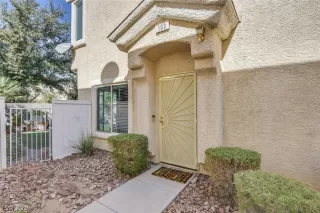 Photo #2: 2145877 Listing