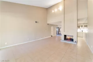 Photo #3: 2145933 Listing