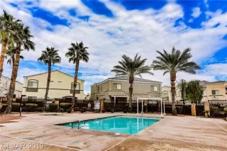 Photo #1: 2145945 Listing 