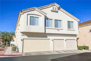 Photo #1: 2145946 Listing 