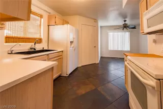 Photo #2: 2146049 Listing 