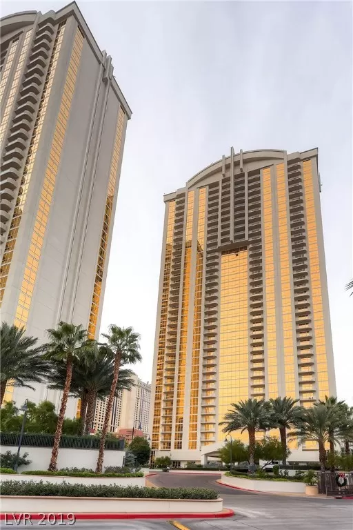 MLS: 2146129 Condo For Sale