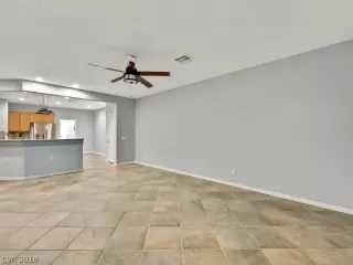 Photo #4: 2146145 Listing 