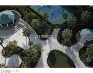 Photo #4: 2146201 Listing 