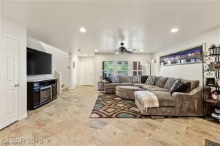 Photo #6: 2146258 Listing 