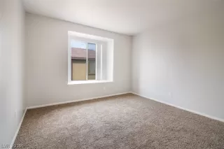 Photo #1: 2146288 Listing