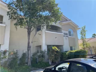 Photo #2: 2146296 Listing