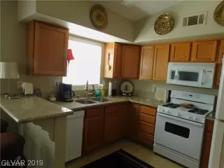 Photo #1: 2146355 Listing