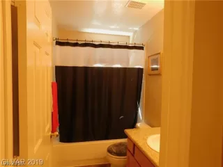 Photo #6: 2146355 Listing