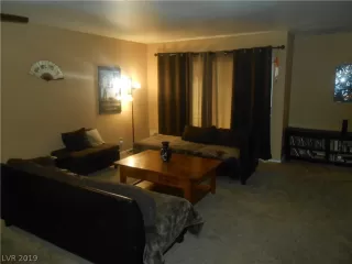 Photo #3: 2146409 Listing