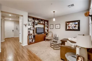Photo #3: 2146466 Listing 