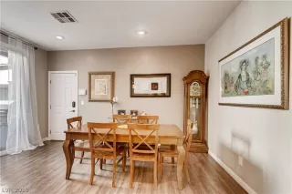 Photo #5: 2146466 Listing 