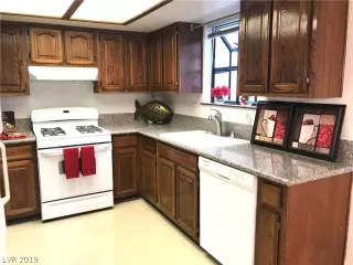 Photo #2: 2146470 Listing 