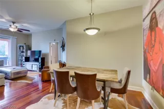 Photo #2: 2146528 Listing 