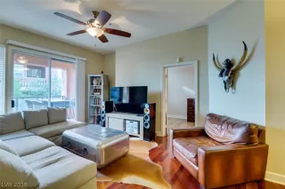 Photo #4: 2146528 Listing 