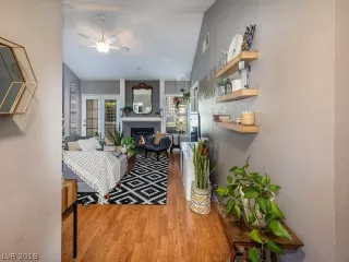Photo #2: 2146530 Listing