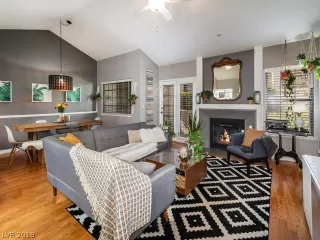 Photo #3: 2146530 Listing