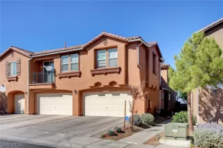 Photo #1: 2146556 Listing