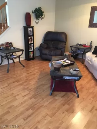 Photo #5: 2146565 Listing