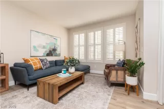 Photo #4: 2146593 Listing