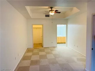 Photo #2: 2146668 Listing