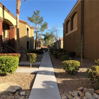 Photo #2: 2146763 Listing