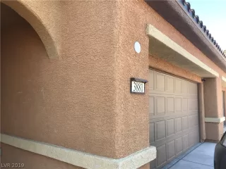 Photo #4: 2146768 Listing