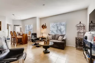 Photo #5: 2146775 Listing 