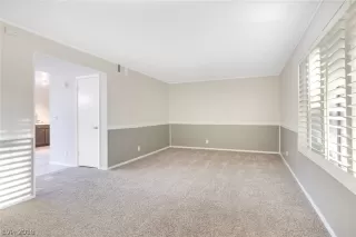 Photo #2: 2146786 Listing