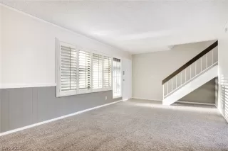 Photo #4: 2146786 Listing