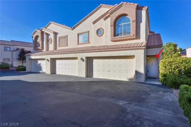 MLS: 2146803 Condo For Sale