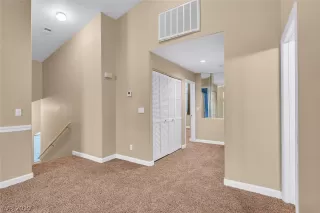 Photo #1: 2146803 Listing