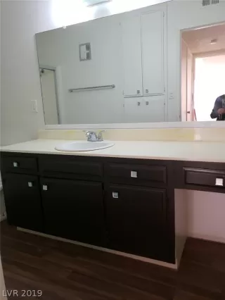 Photo #6: 2146805 Listing 