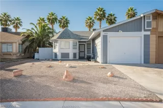 Photo #2: 2146817 Listing 