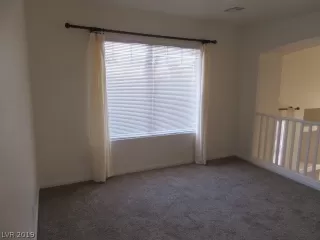 Photo #5: 2146833 Listing