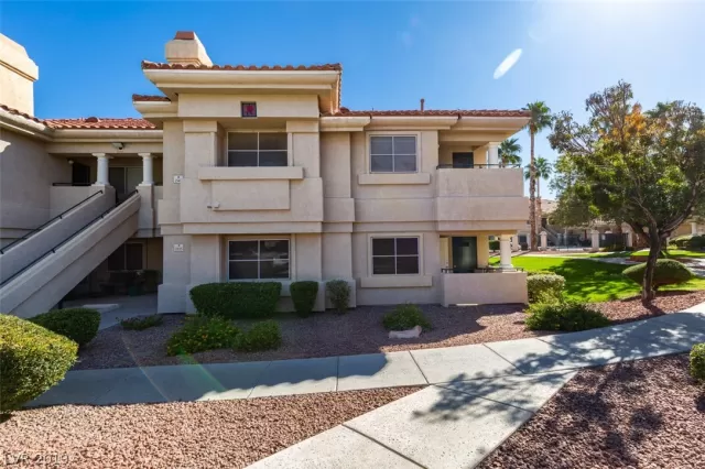 MLS: 2146915 Condo For Sale